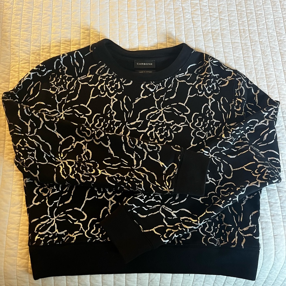 Carbon 38 crewneck sweatshirt